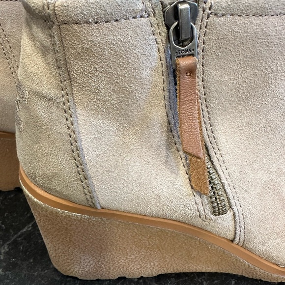 Tom's Avery Wedge Boots, Beige - Picture 7 of 8